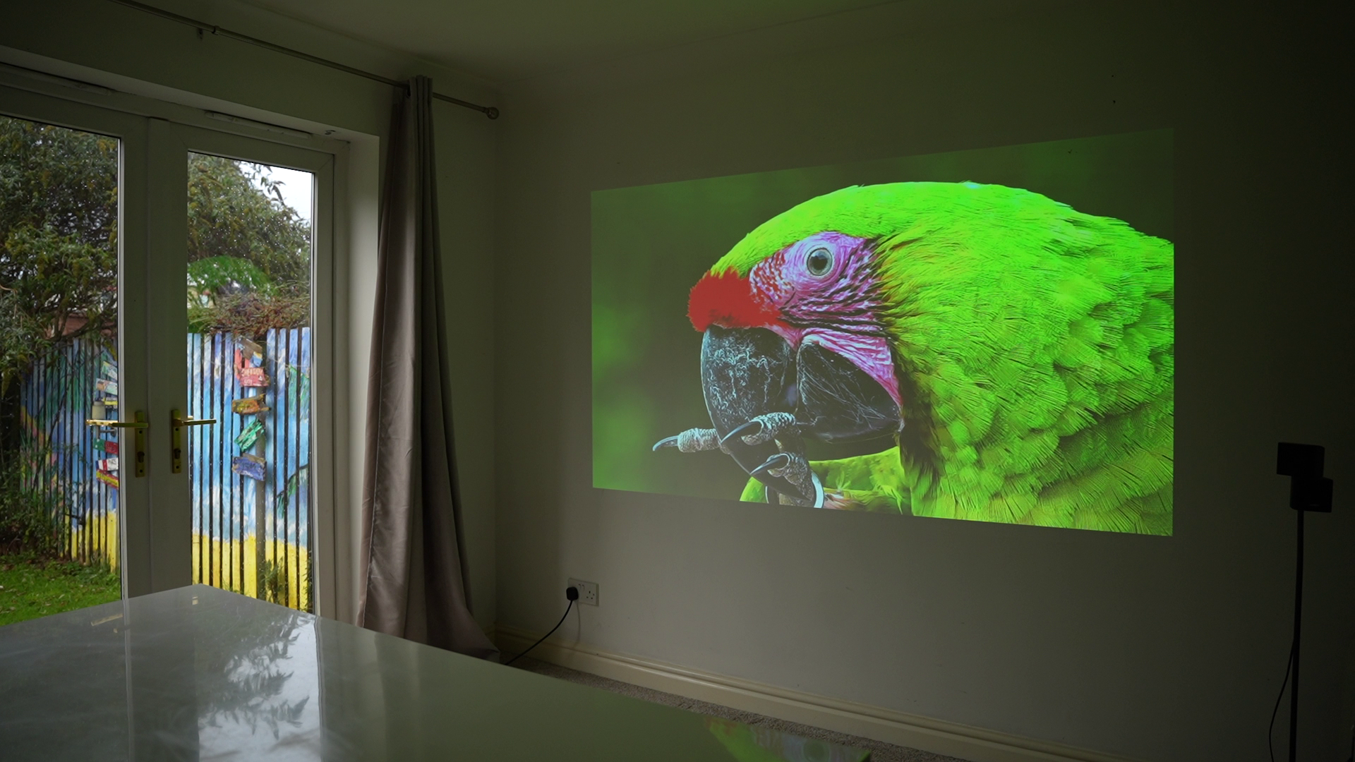 Pico Genie M550 Plus 4.0 1080p Smart Projector